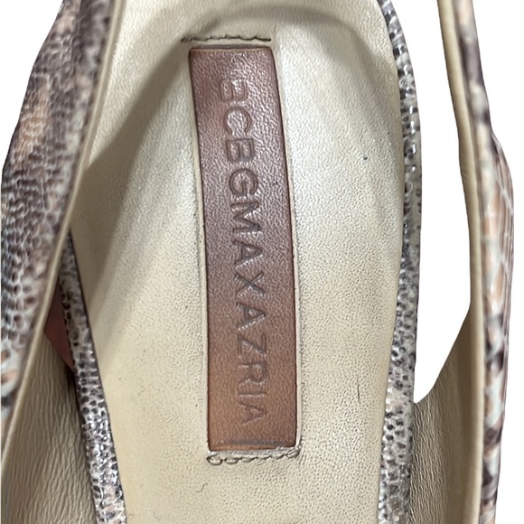 BCBGMAXAZRIA Snakeskin Print Slingback Pumps Size 8 - Picture 7 of 9